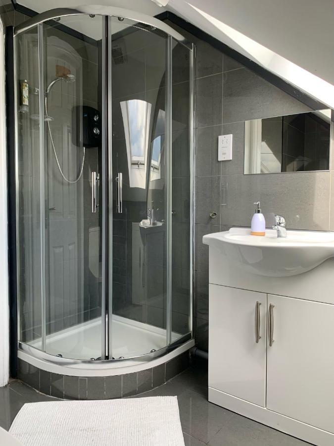 Cosy 3 Bed Apartment Near Birmingham Airport & Nec Perfect For Groups & Contractors! Extérieur photo