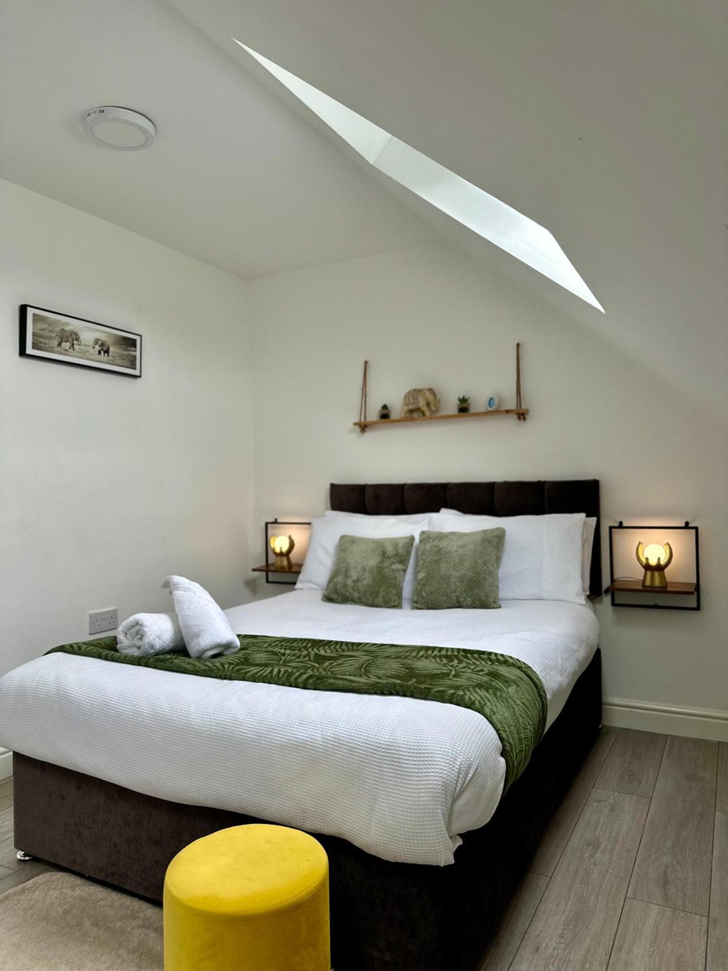 Cosy 3 Bed Apartment Near Birmingham Airport & Nec Perfect For Groups & Contractors! Extérieur photo