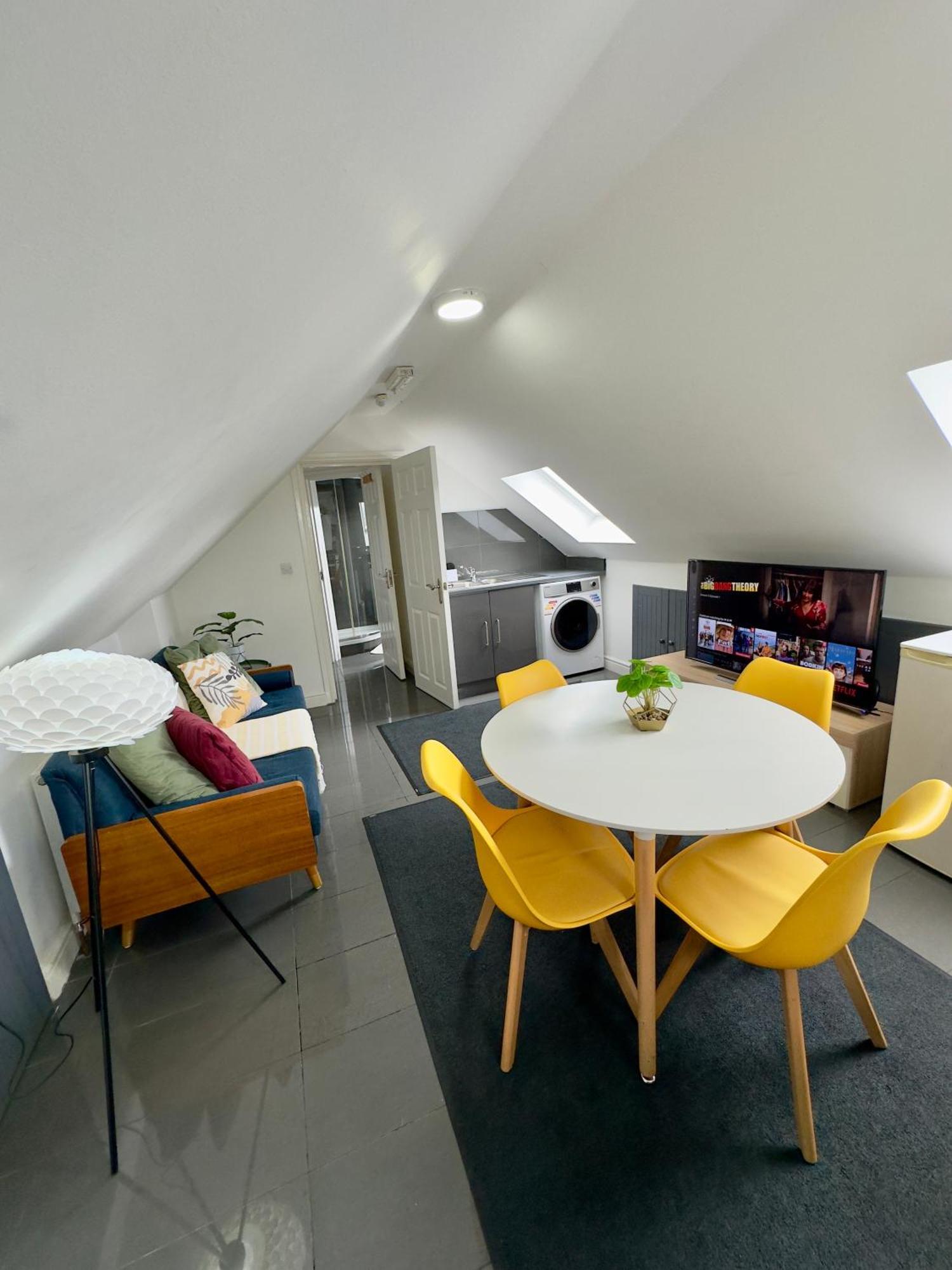 Cosy 3 Bed Apartment Near Birmingham Airport & Nec Perfect For Groups & Contractors! Extérieur photo