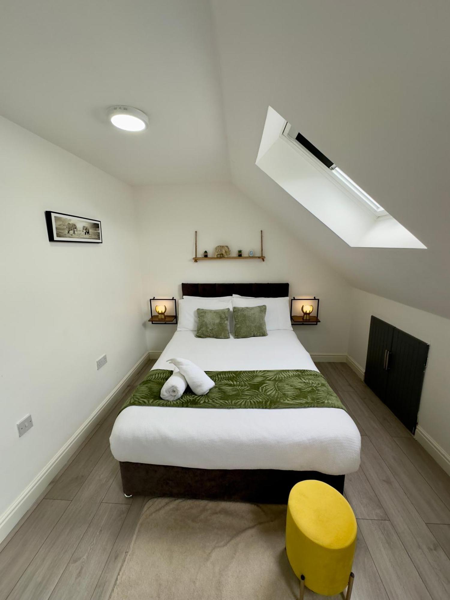 Cosy 3 Bed Apartment Near Birmingham Airport & Nec Perfect For Groups & Contractors! Extérieur photo