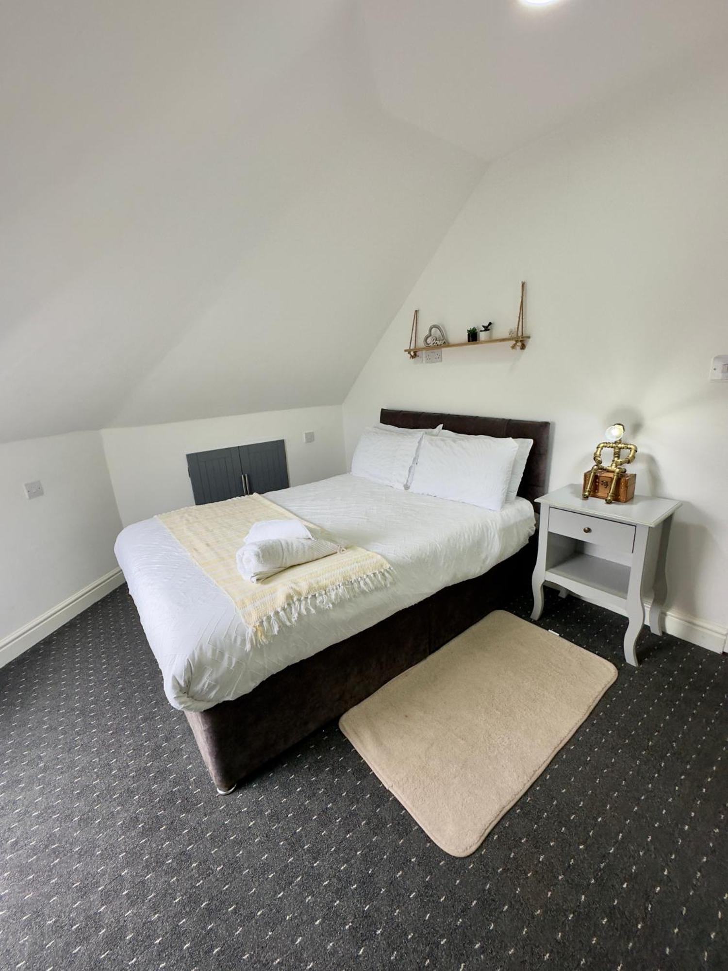 Cosy 3 Bed Apartment Near Birmingham Airport & Nec Perfect For Groups & Contractors! Extérieur photo